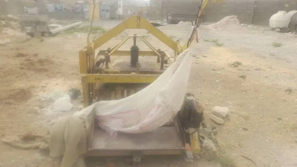 دستگاه بلوک زنی|ماشین‌آلات صنعتی|باغ ملک, |دیوار