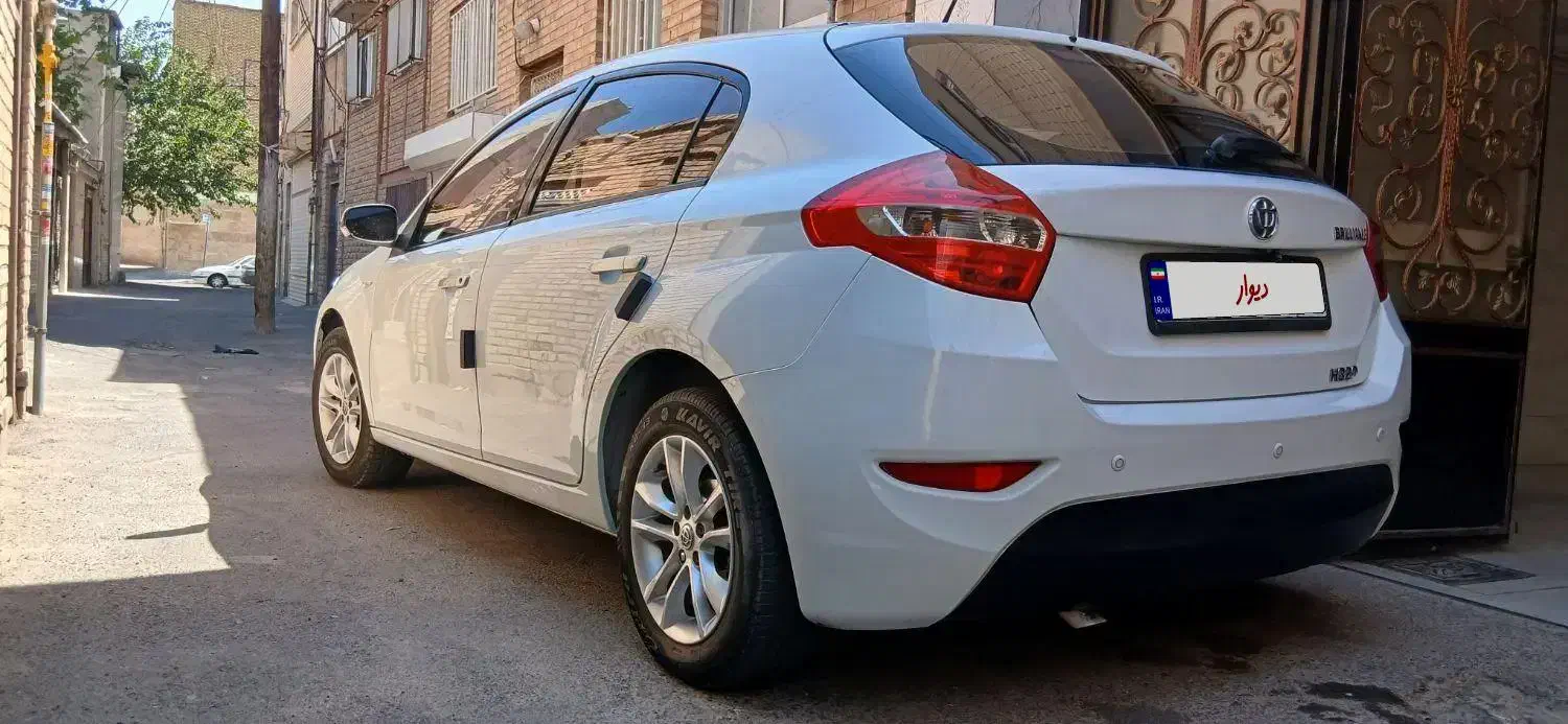 برلیانس ۳۲۰ دنده ای مدل ۹۶|خودرو سواری و وانت|تبریز, |دیوار