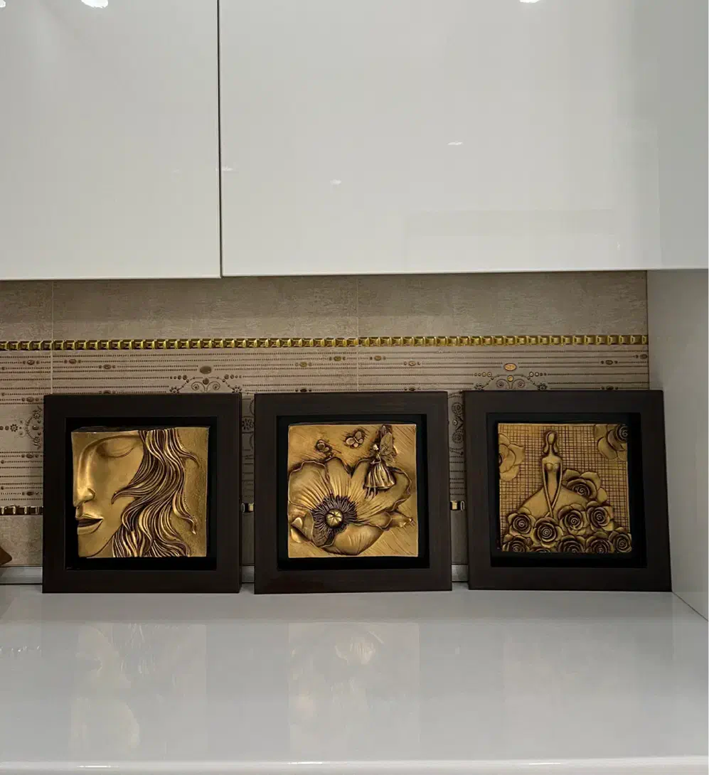 قاب|تابلو، نقاشی، عکس|قم, انسجام|دیوار