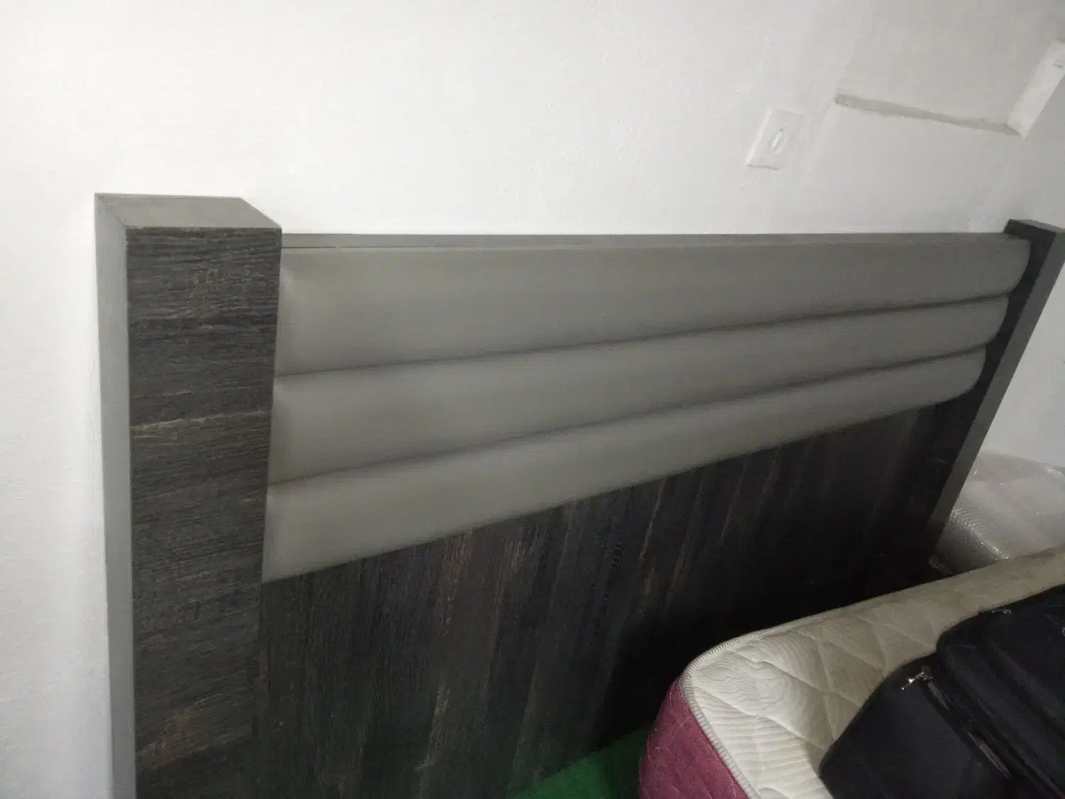 تخت دونفره بسیار تمیز|تخت و سرویس خواب|تهران, شهرک دریا|دیوار