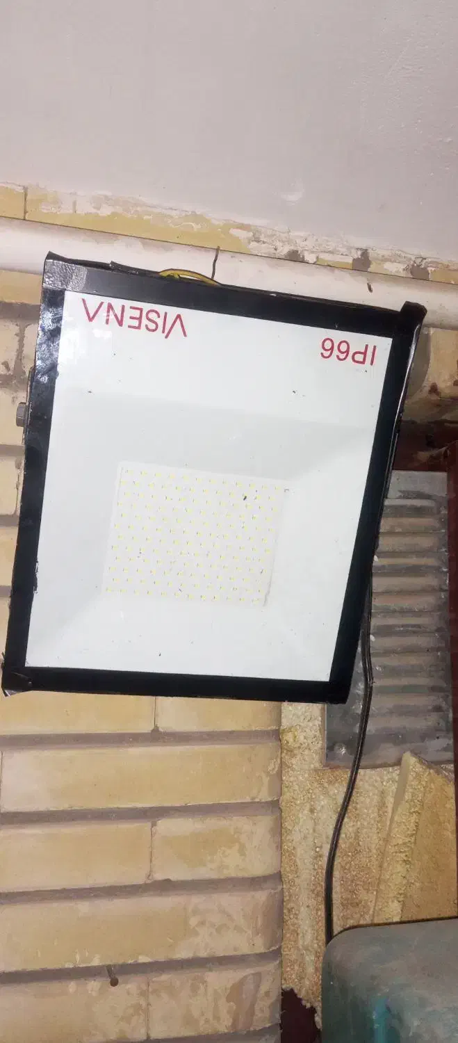 تخت یکنفره ،آترا،پروژکتور|حراج|زاهدان, |دیوار