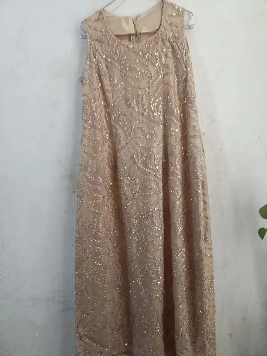 لباس مجلسی|لباس|خان ببین, |دیوار