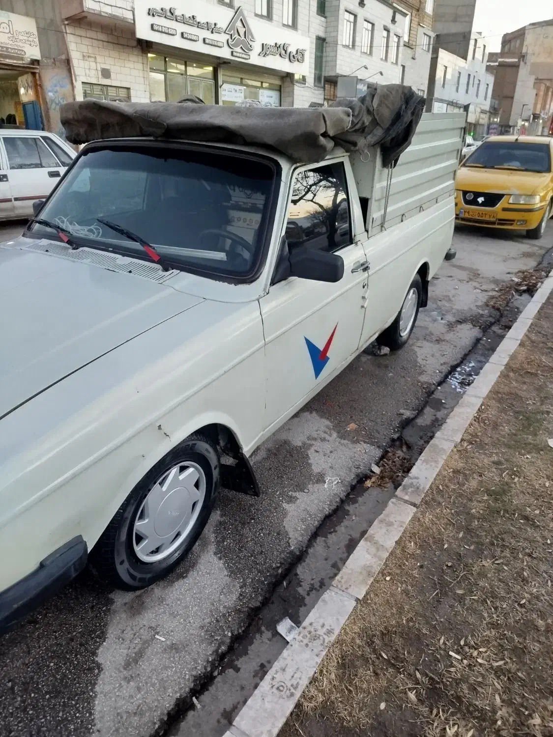 پیکان وانت|خودرو سواری و وانت|همدان, |دیوار