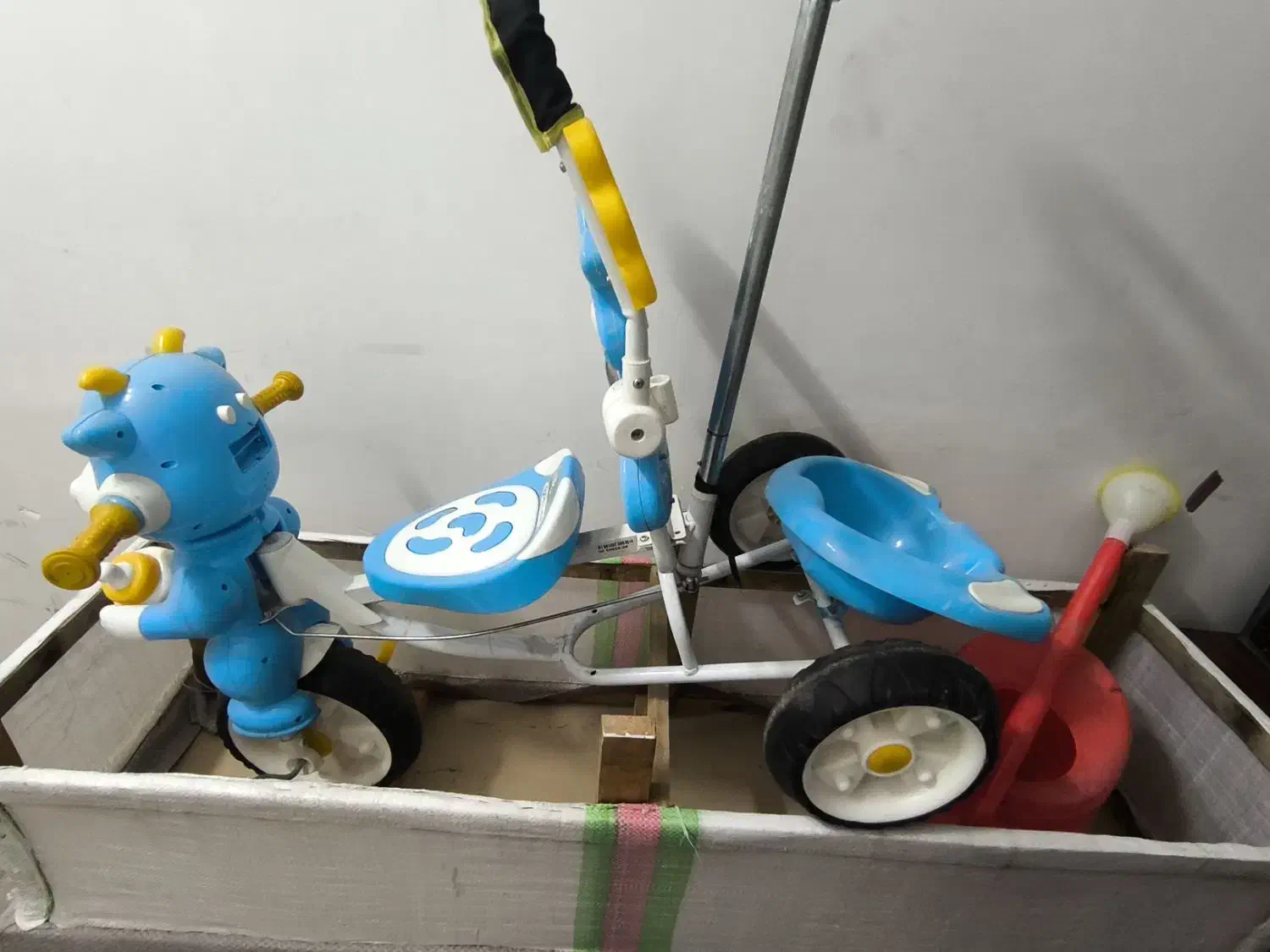 سه چرخه|دوچرخه، اسکیت، اسکوتر|سهند, |دیوار