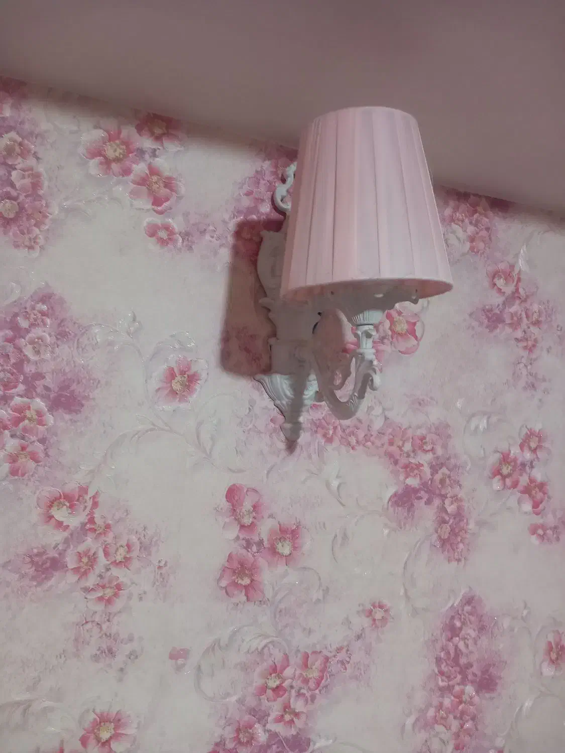 شب خواب|چراغ خواب و آباژور|بروجرد, |دیوار