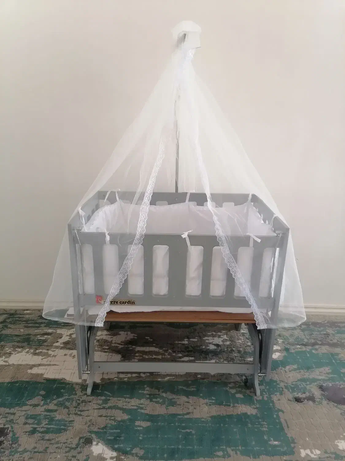 تخت گهواره کنار مادر|تخت و صندلی بچه|کرمان, |دیوار