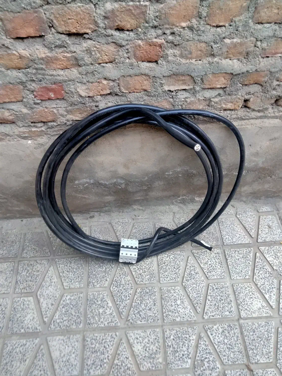 کابل و فیوز سه فاز|مصالح و تجهیزات ساختمان|بوکان, |دیوار