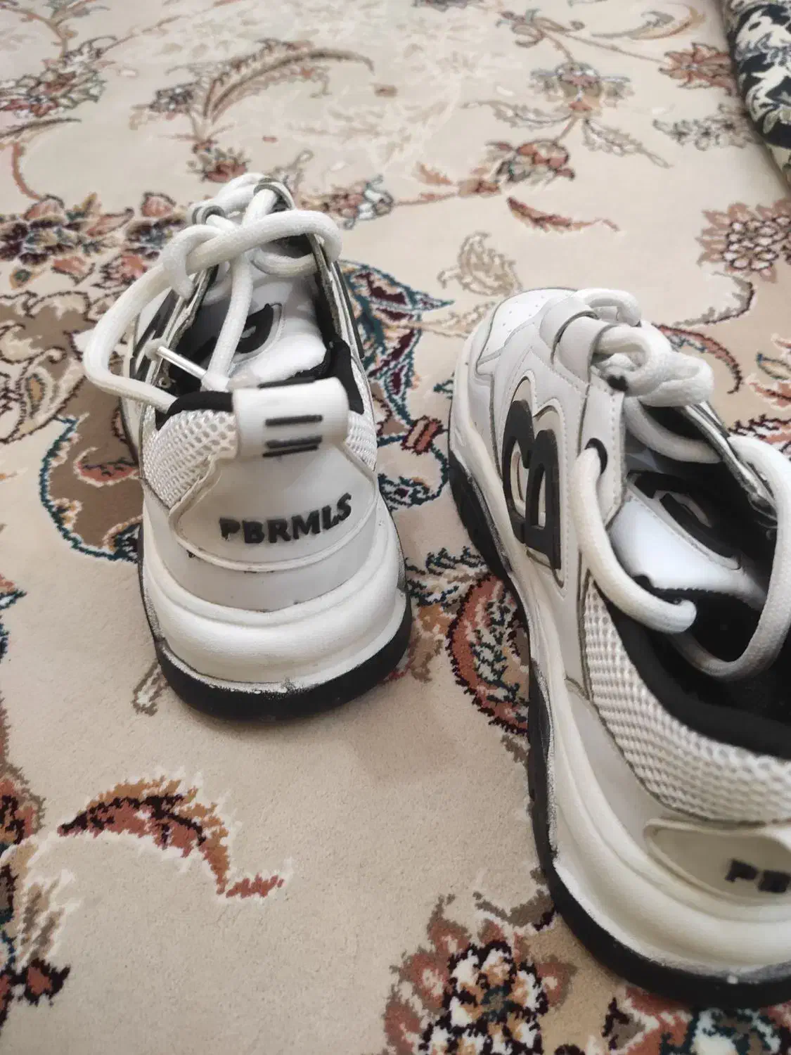 کتانی نو ۴۵۰|کیف، کفش، کمربند|اردبیل, |دیوار