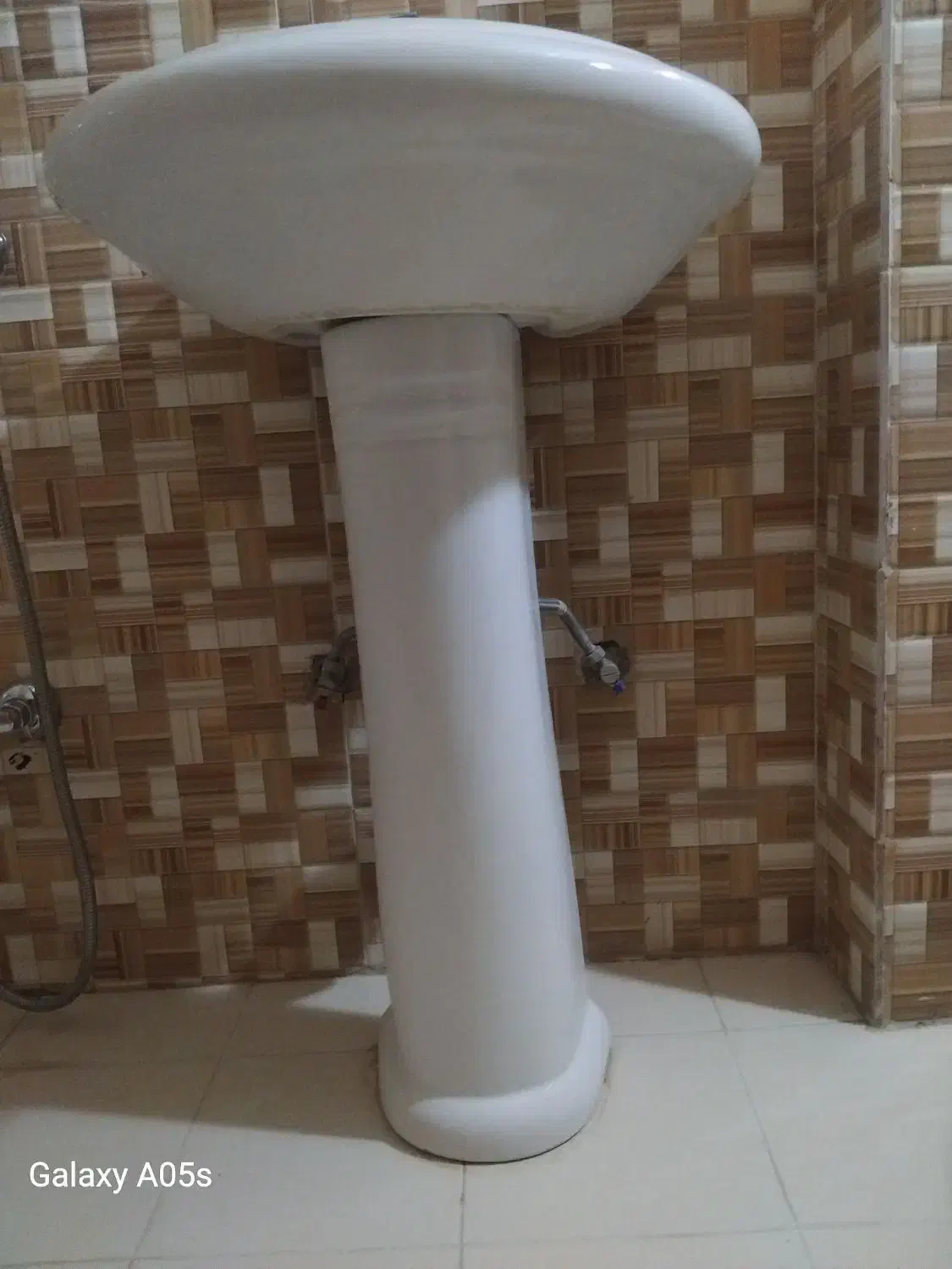 روشویی سنگی|لوازم سرویس بهداشتی|خرم‌آباد, |دیوار