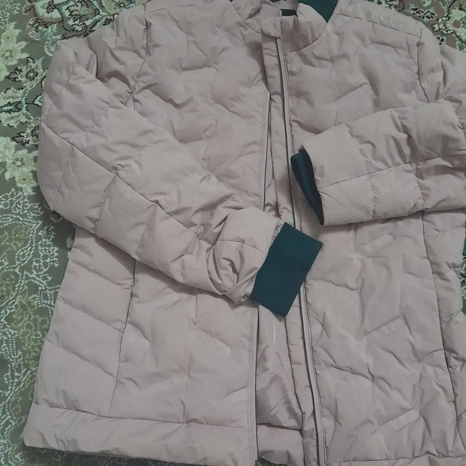 کاپشن درحدنونودخترانه|لباس|اندیمشک, |دیوار