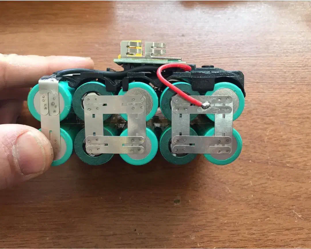 تعویض باتری انواع دریل شارژی،جارو،اسپیکر،ریش تراش،|خدمات پیشه و مهارت|قشم, |دیوار