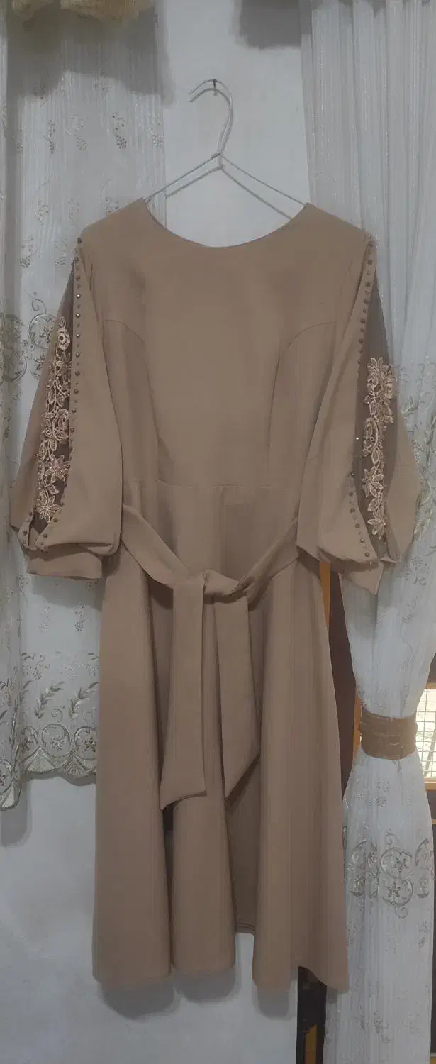 لباس مجلسی در حد نو|لباس|سنگر, |دیوار