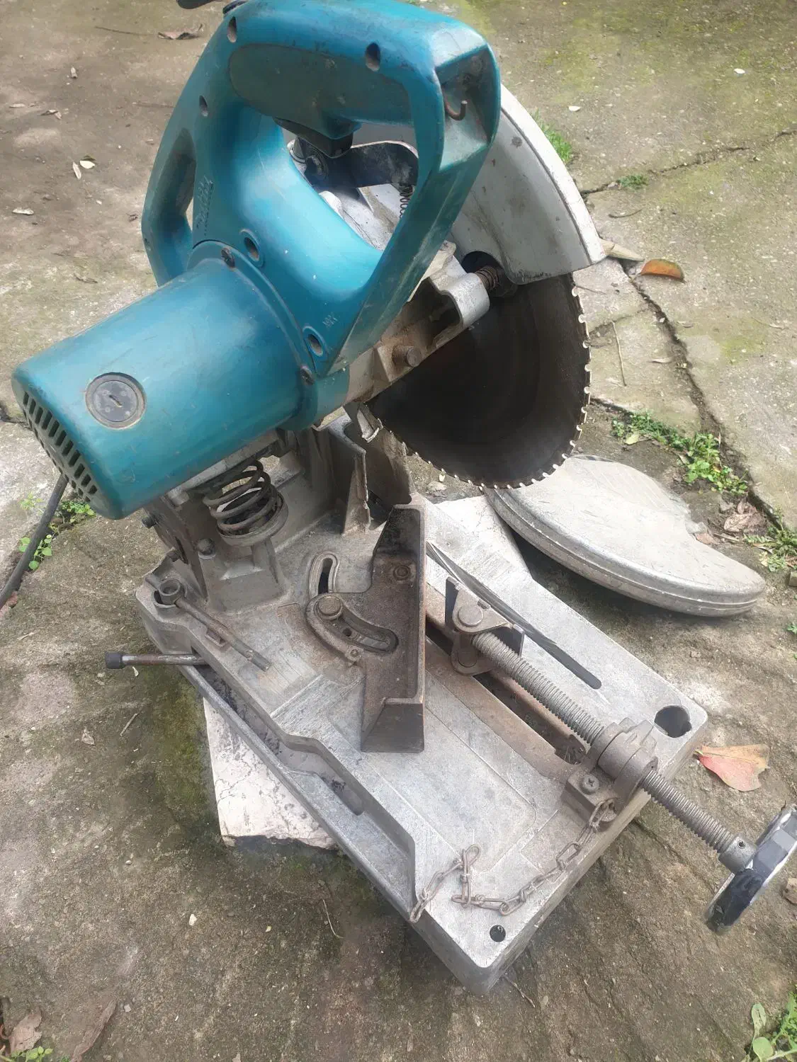 پروفیل بر تیغه الماسه ماکیتا L3012c|ابزارآلات|رشت, کوی عرفان|دیوار