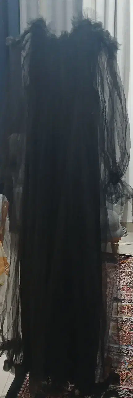 لباس مجلسی|لباس|رشت, کوی عرفان|دیوار