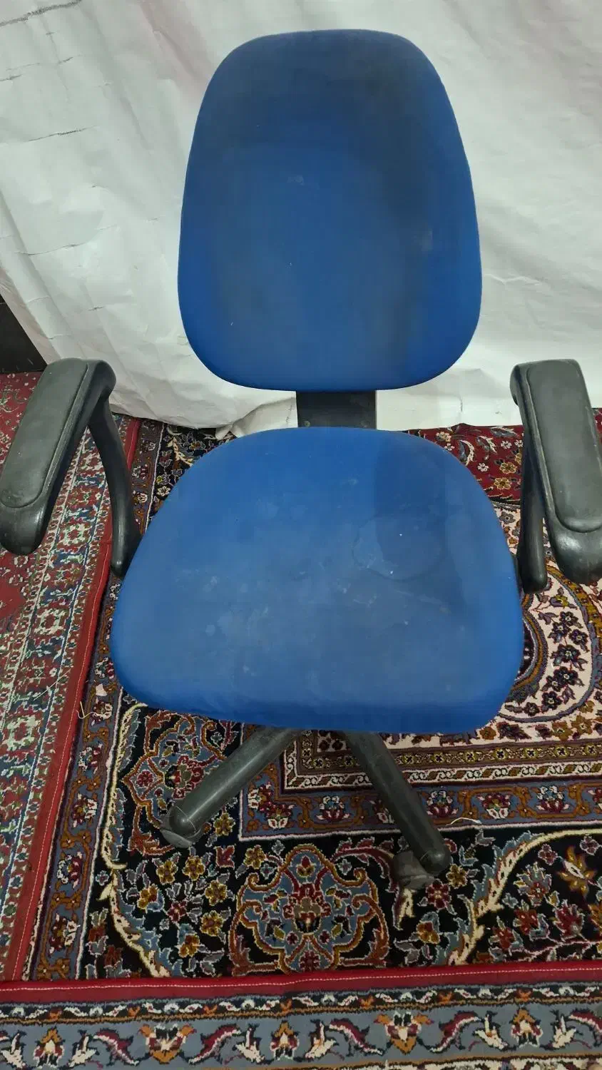 صندلی چرخ دار|صندلی و نیمکت|بم, |دیوار