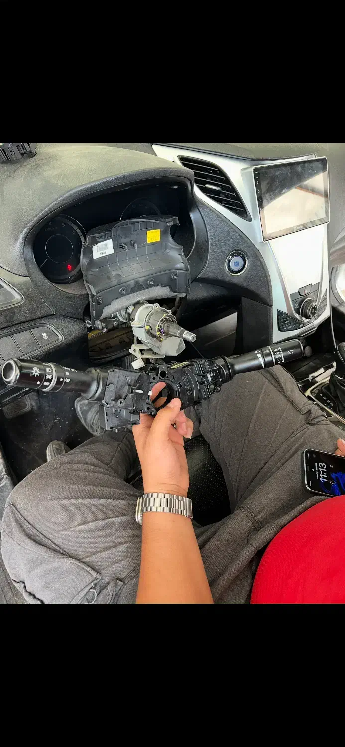 خدمات برق و الکترونیک و سیم کشی انواع خودرو|خدمات موتور و ماشین|اصفهان, بوستان ناژوان|دیوار