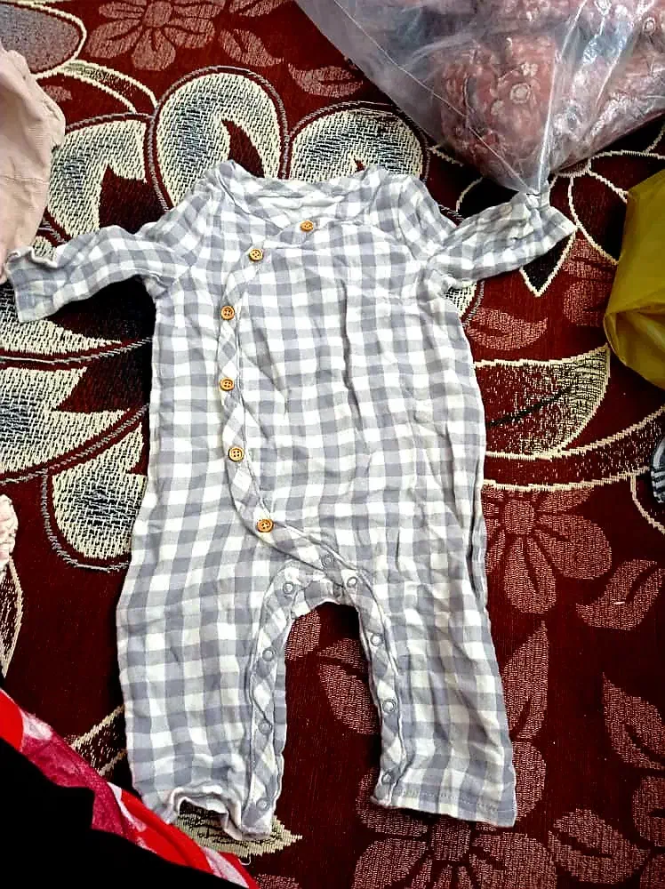 لباس های دخترانه و پسرانه|کفش و لباس بچه|بندر کنگان, |دیوار