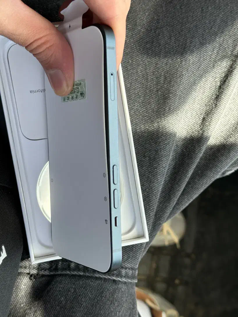 ایفون ۱۳ نرمال ۱۲۸ گیگ باتری ۸۵٪|موبایل|شیراز, سینما سعدی|دیوار