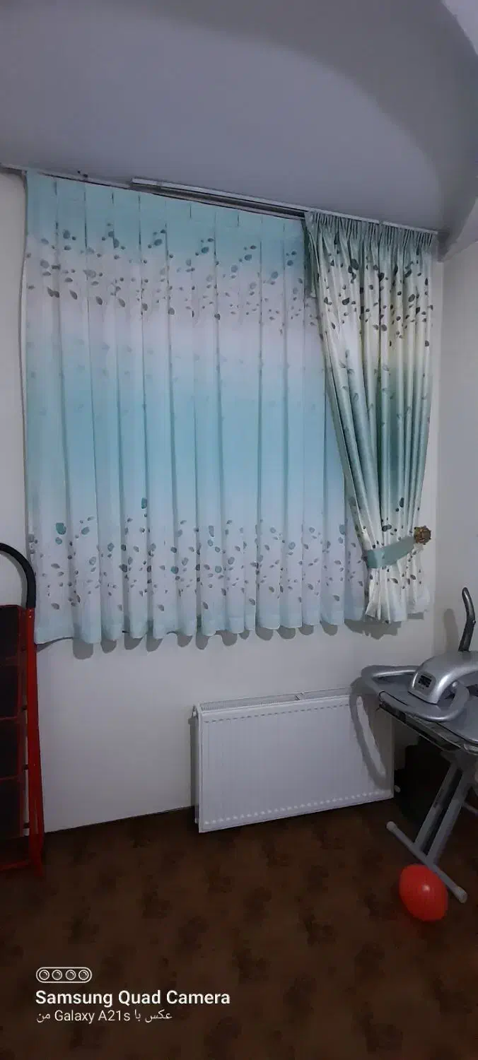 دوعدد پرده در حد نو|پرده، رانر، رومیزی|قدس, شهر‌قدس|دیوار