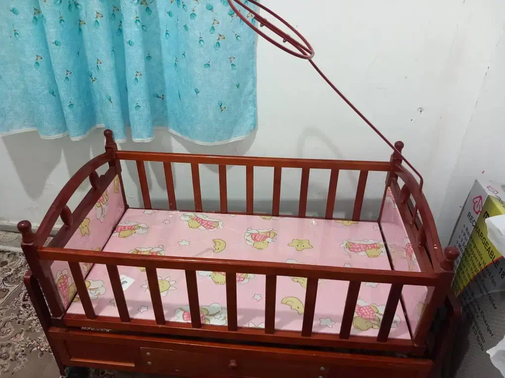 گهواره در حد نو|اسباب و اثاث بچه|درگهان, |دیوار