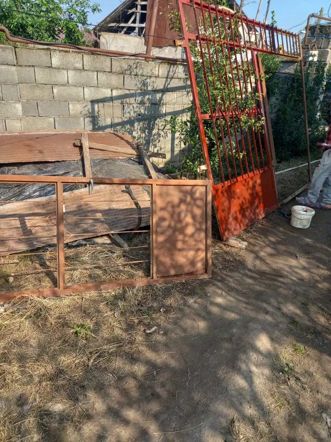 فروش دوعدد درب آهنی|مصالح و تجهیزات ساختمان|رودبنه, |دیوار