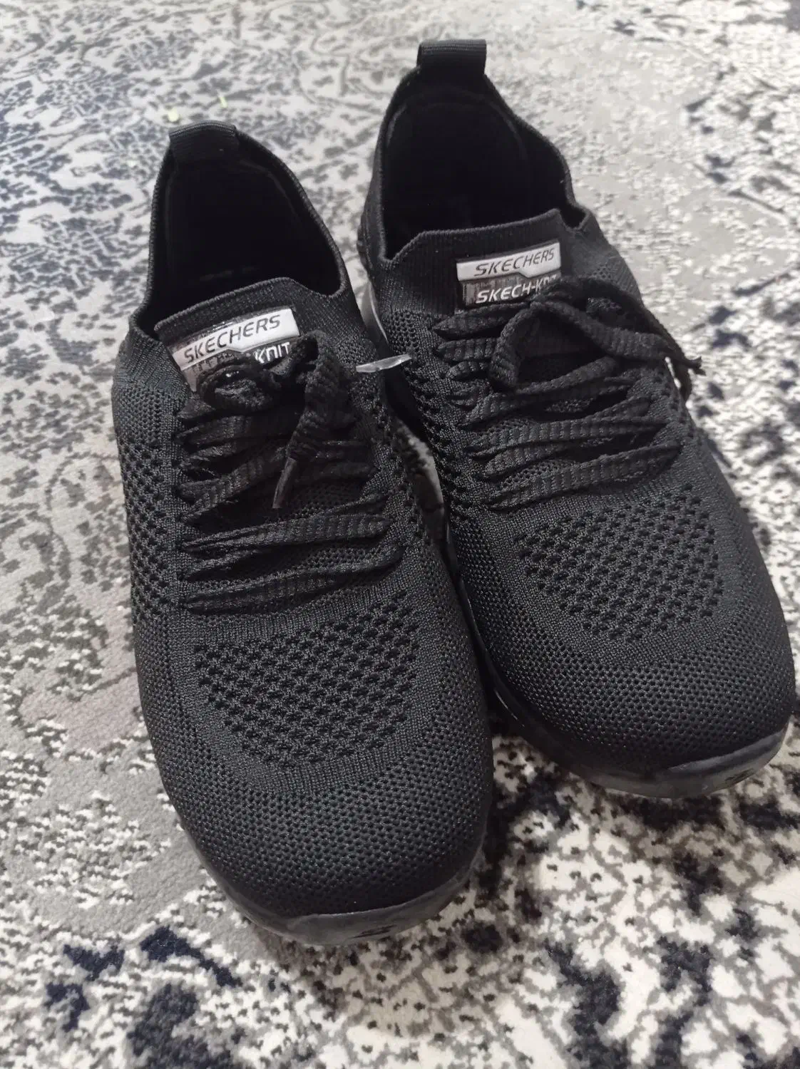 کفش راحتی است وجنس خوب است|کیف، کفش، کمربند|تربت جام, شهید نصرالهی|دیوار