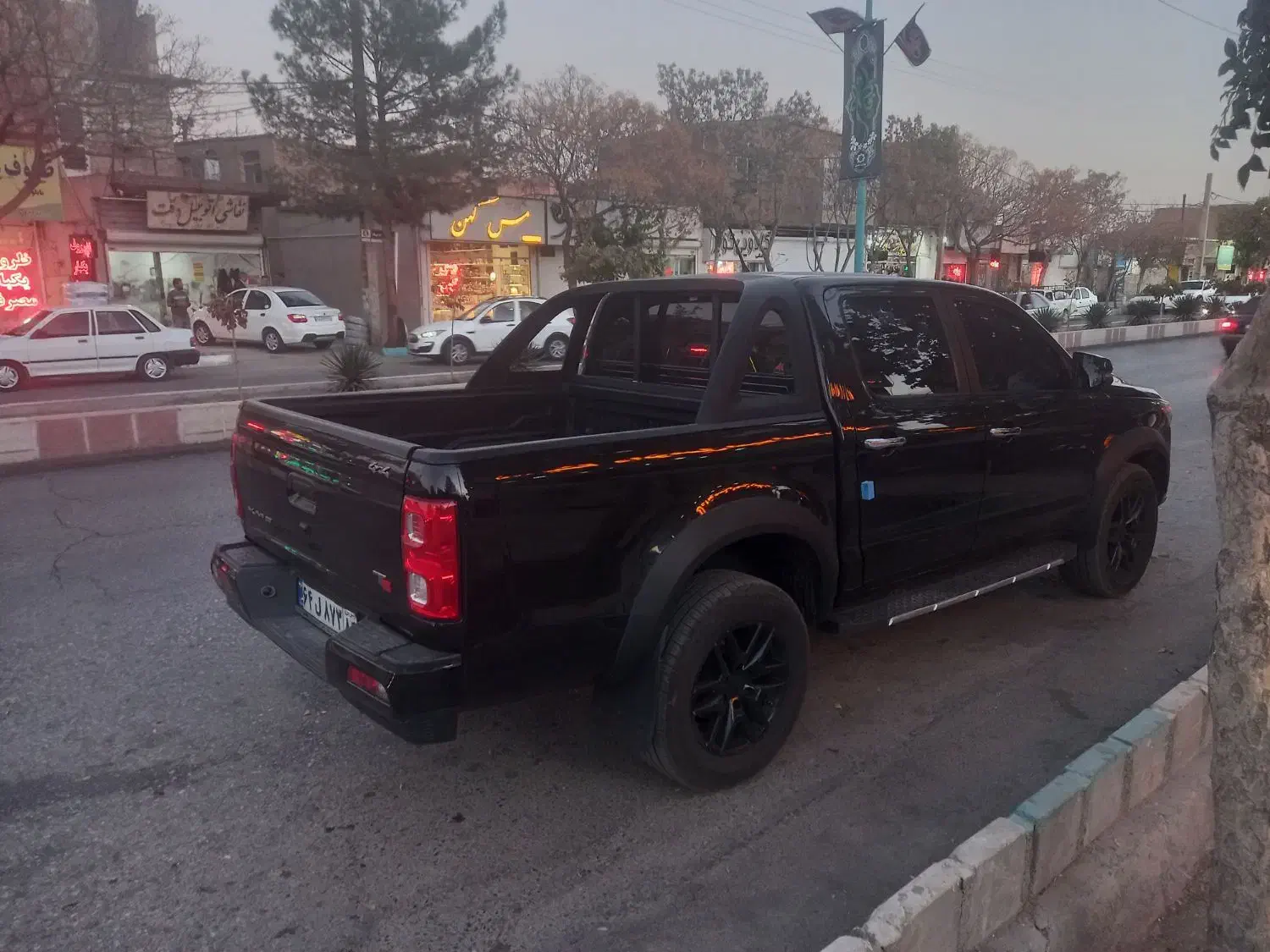 کی ام سی تی 8|خودرو سواری و وانت|کرمان, |دیوار