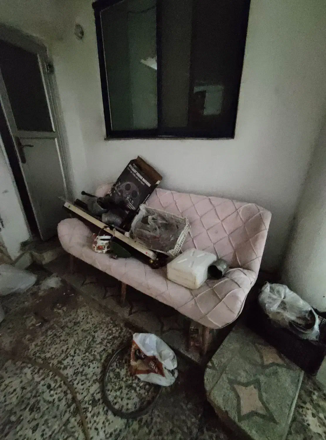 مبل 3 نفره|مبلمان خانگی و میز عسلی|رشت, دیلمان|دیوار