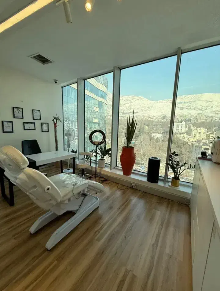 جردن/۱۰۰مترسنداداری/خوش نقشه/ویو دار/لابی لابیمن|فروش دفتر کار، اتاق اداری، مطب|تهران, جردن|دیوار