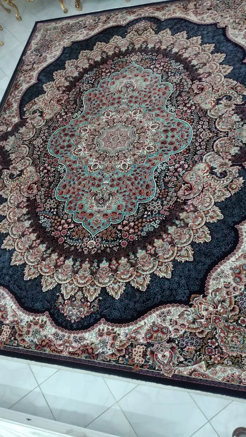 یک عدد فرش ارکیده ۱۲ متری|فرش|نیشابور, هفده شهریور|دیوار