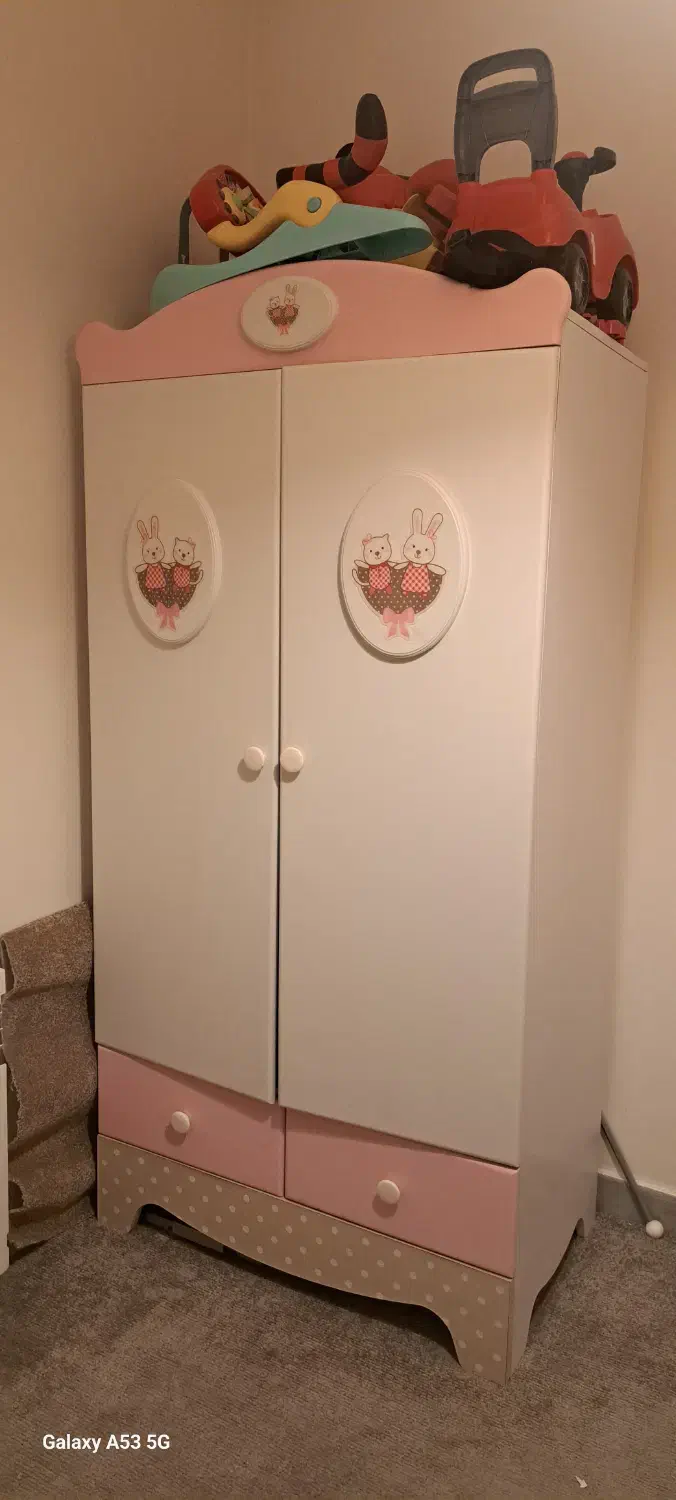 سرویس خواب کودک در حد نو|تخت و سرویس خواب|تهران, کاج|دیوار