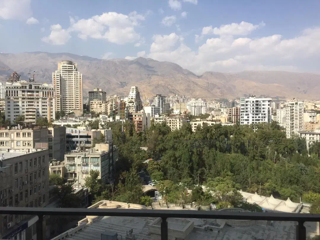 ۱۰۰۰ متر بنای ویلایی/ مدرن و خاص|اجارهٔ خانه و ویلا|تهران, الهیه|دیوار