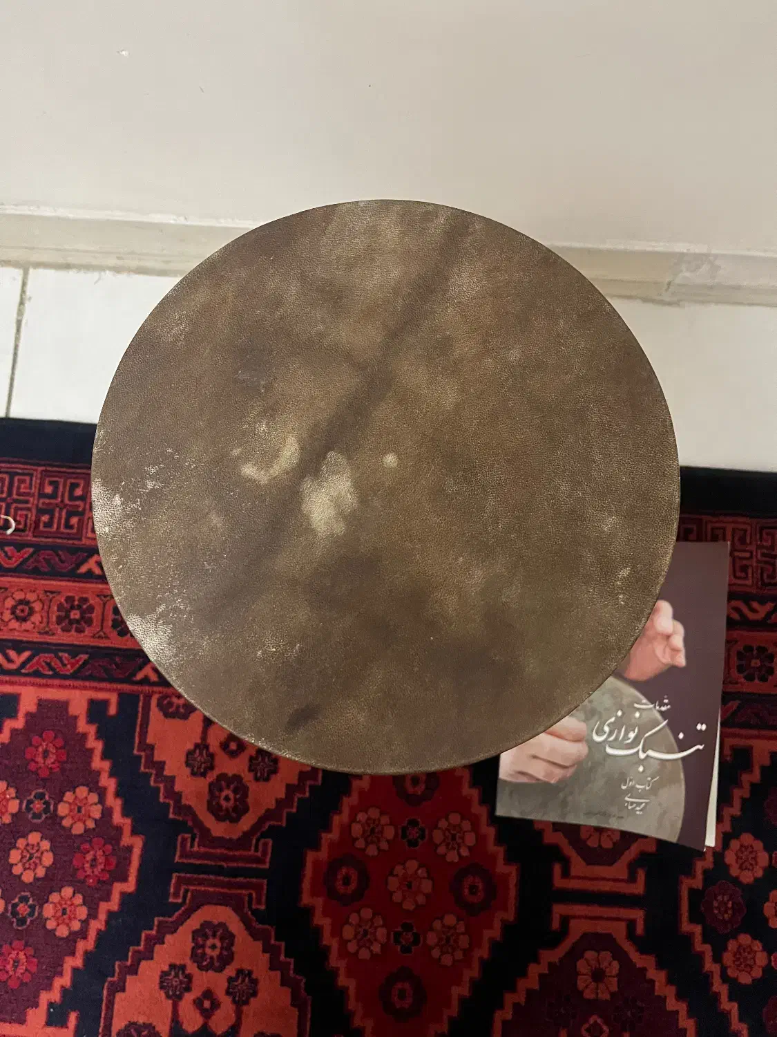 تنبک‌|سازهای سنتی|تهران, شمشیری|دیوار