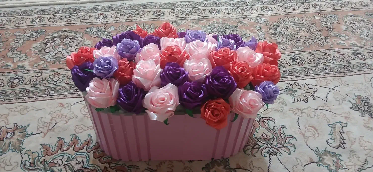 گل تزئینی|گل مصنوعی|همدان, |دیوار