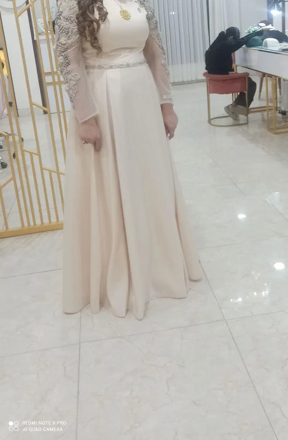 پیراهن مجلسی|لباس|میبد, |دیوار