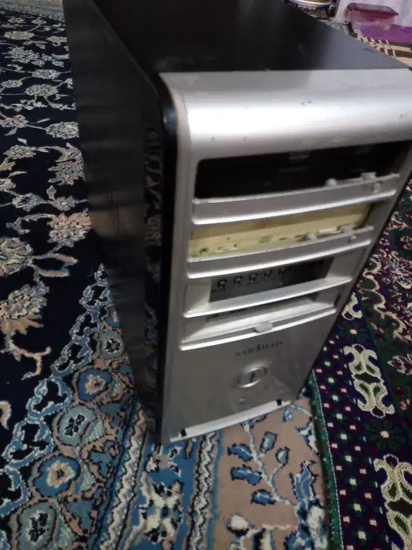 کیس قدیمی|رایانه رومیزی|جیرفت, |دیوار