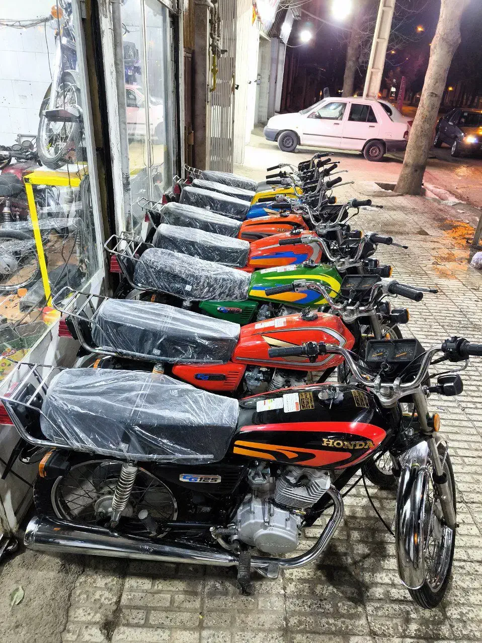 مزایده آرین سیکلت|موتورسیکلت|هرسین, |دیوار