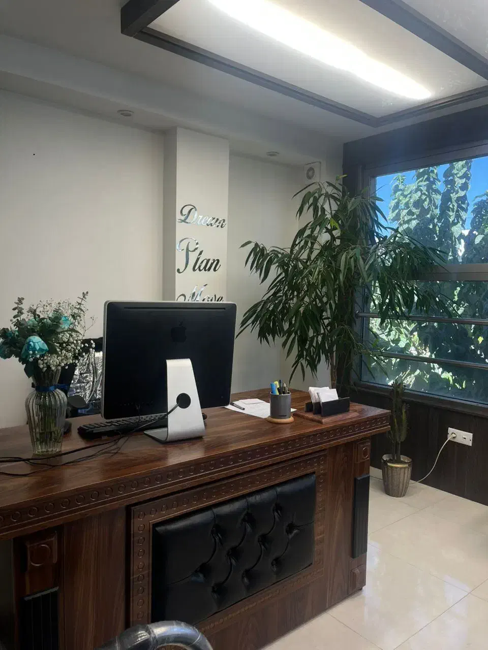 کاریابی در عمان|خدمات مالی، حسابداری، بیمه|اصفهان, تخت فولاد|دیوار