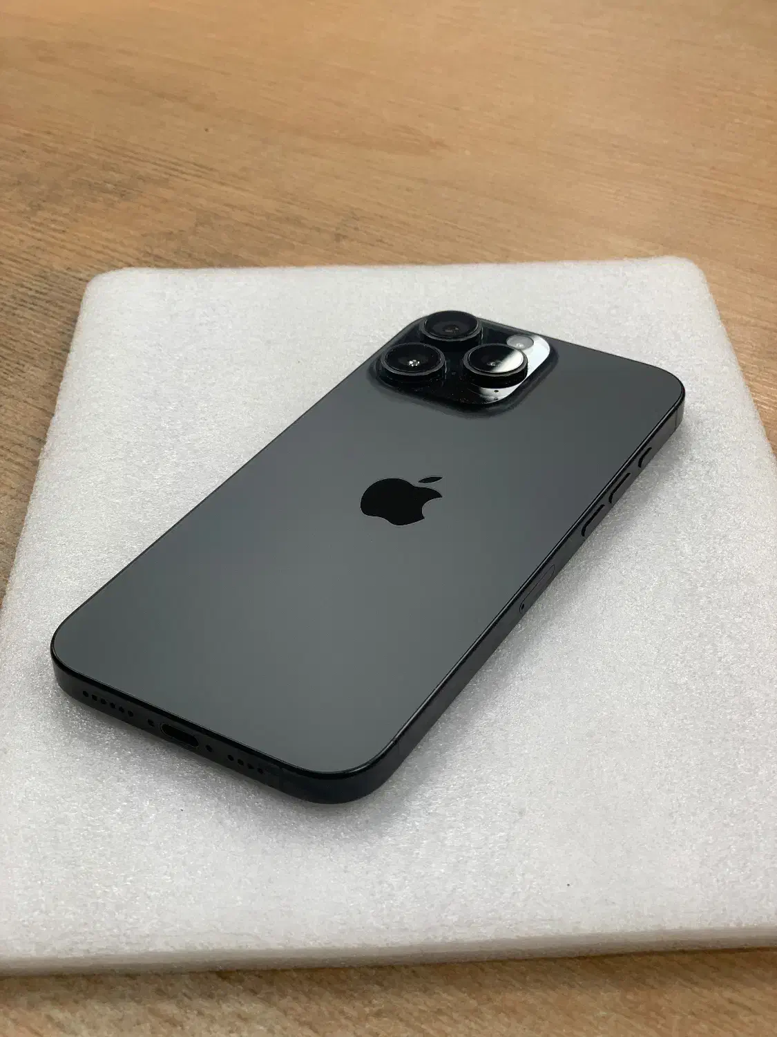 آیفون ۱۶ پرو مکس|موبایل|مشهد, بهشت|دیوار