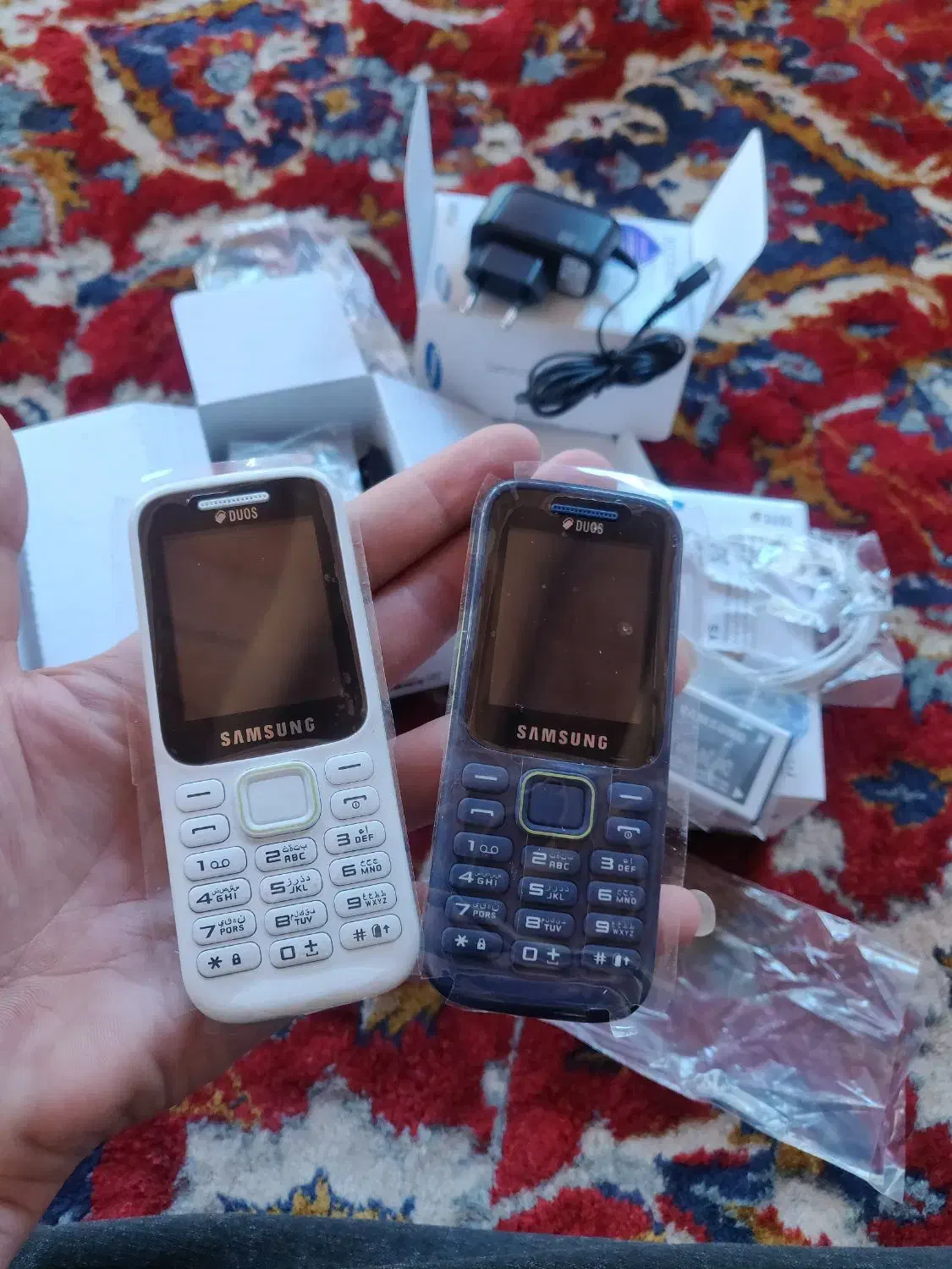 گوشی دکمه ای برد اصلی صفحه رنگی سامسونگ نایاب B310|موبایل|تهران, امام حسین|دیوار