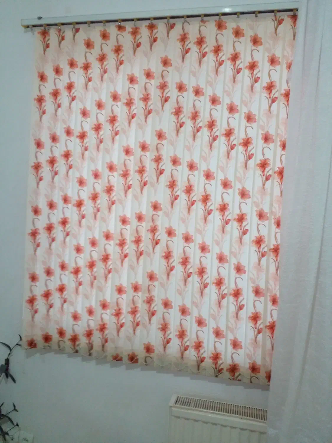 پرده عمودی در حد نو|پرده، رانر، رومیزی|سنقر, |دیوار