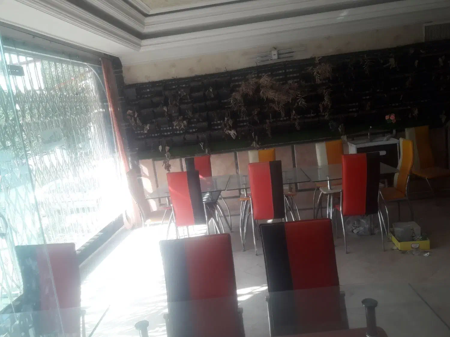 اجاره مغازه امیرکبیر دوطبقه نبش خیابان|اجارهٔ مغازه و غرفه|کاشان, امیرکبیر|دیوار