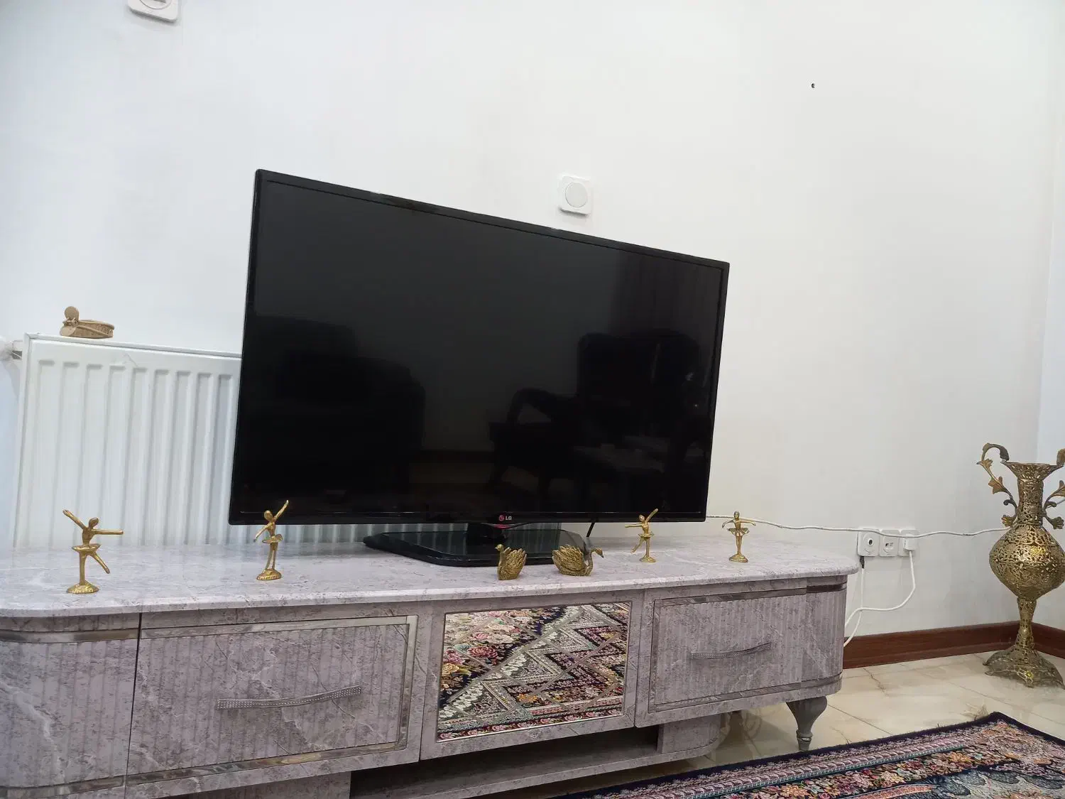 تلویزیون۴۲ اینجLED .LG|تلویزیون و پروژکتور|شهریار, شهریار|دیوار