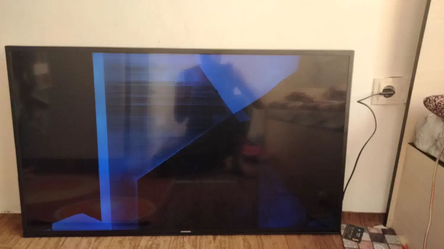 تلویزیون 43 اینچ سامسونگ  ku7970|تلویزیون و پروژکتور|صومعه‌سرا, |دیوار