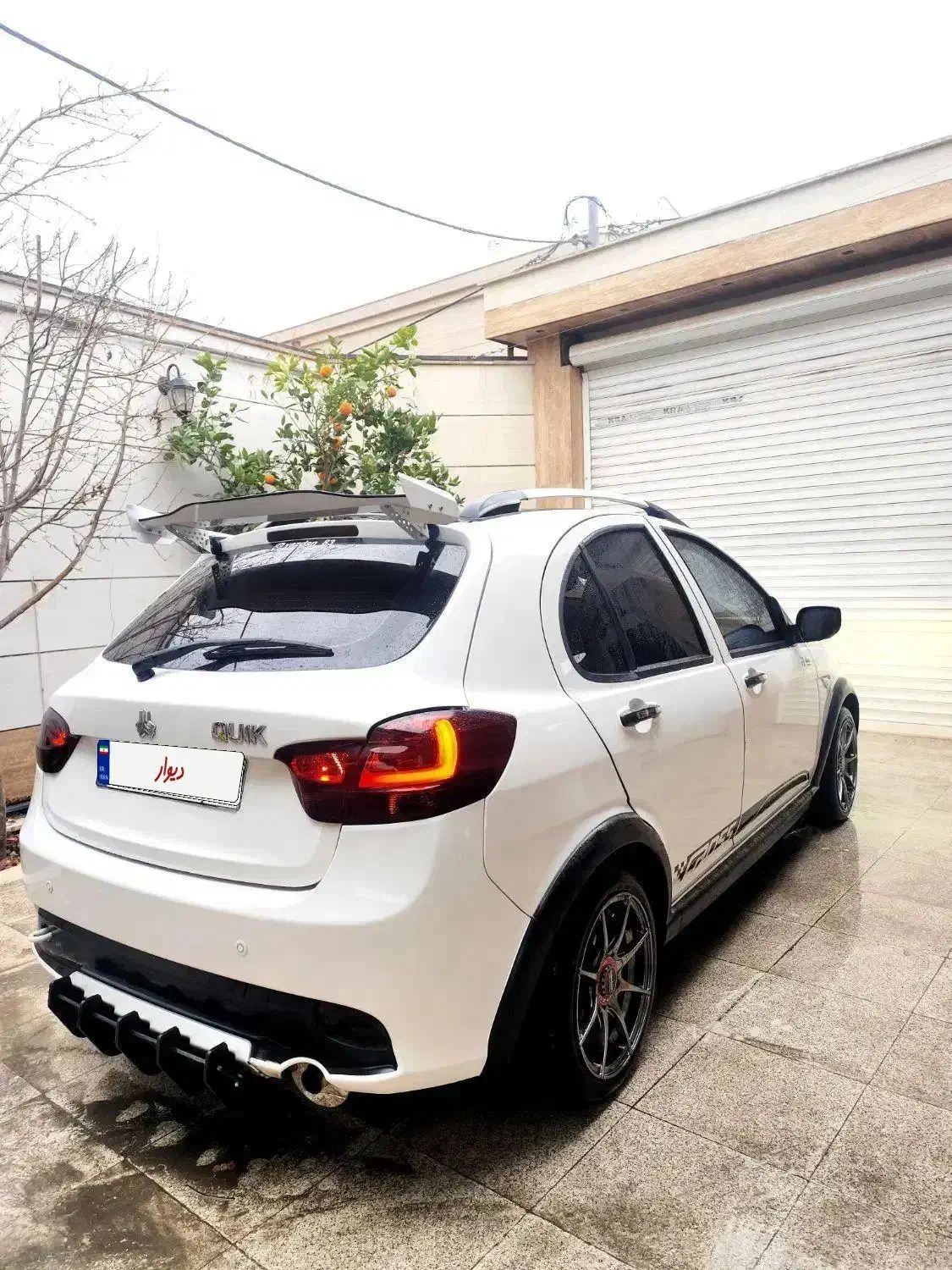 کوئیک Rسفید مشکی|خودرو سواری و وانت|کرمان, |دیوار