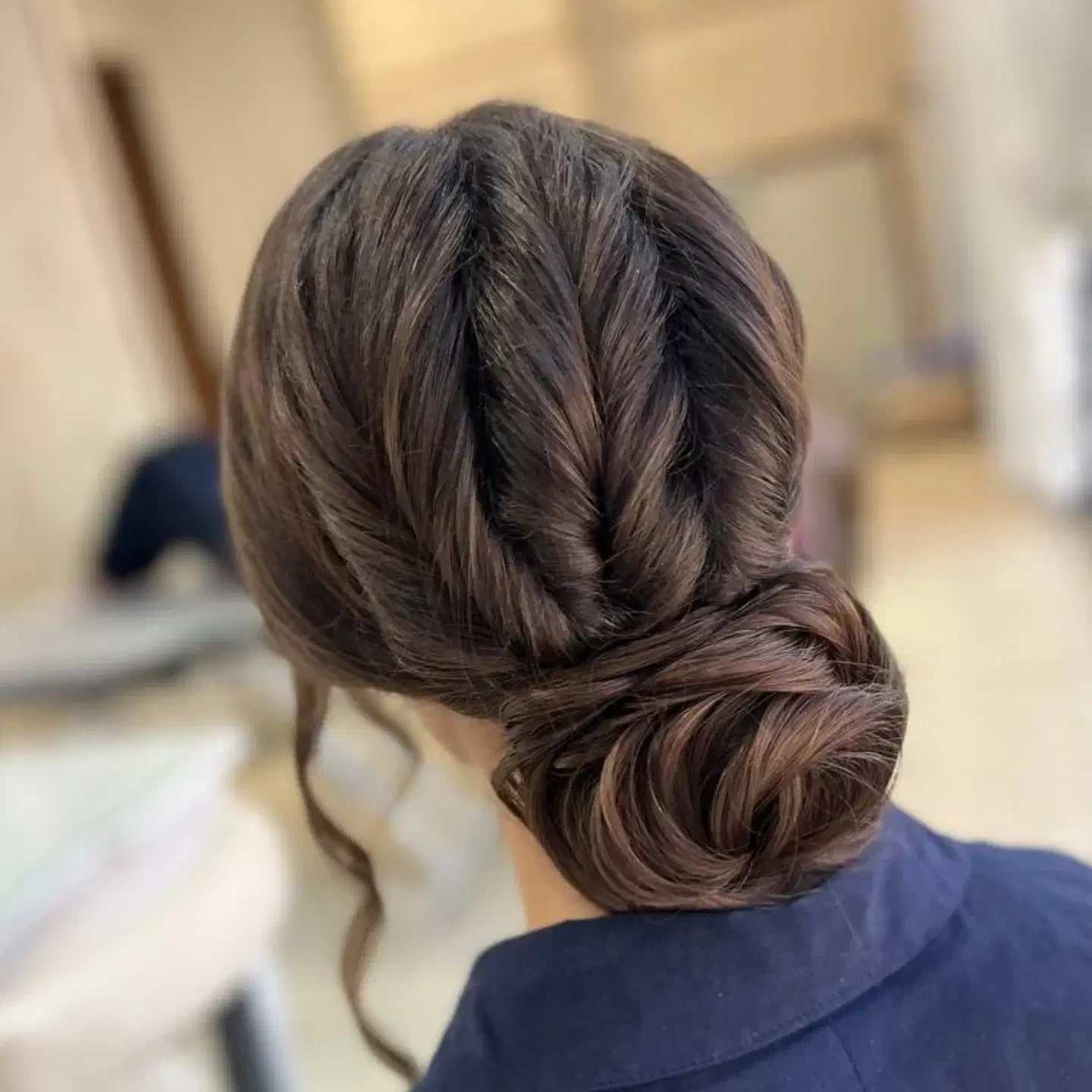 شینیون مو با قیمت پایین و کیفیت بالا|خدمات آرایشگری و زیبایی|الوند, |دیوار