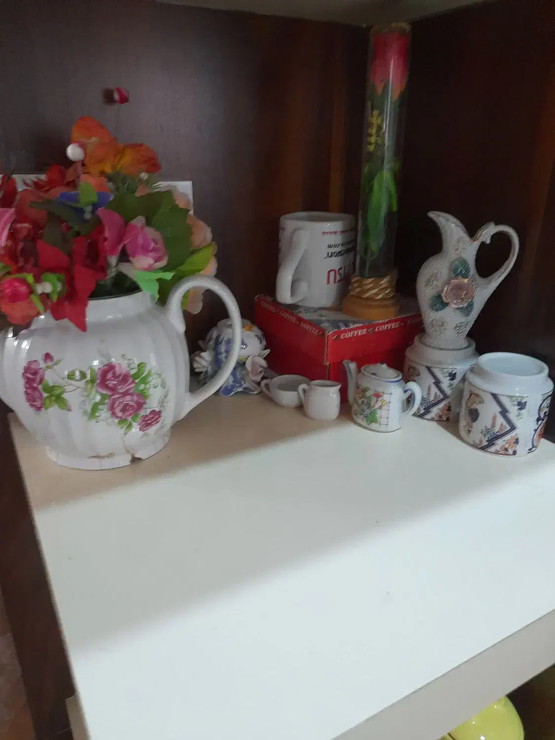 مقداری وسایل دکوری قدیمی زیبا|صنایع دستی و سایر لوازم تزئینی|لنگرود, |دیوار