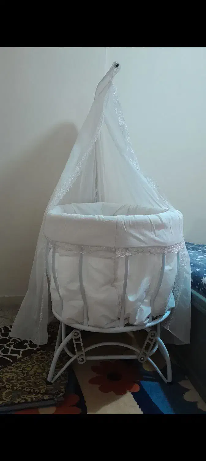 تخت کنار مادر|اسباب و اثاث بچه|محمدشهر, شهرک نگین|دیوار