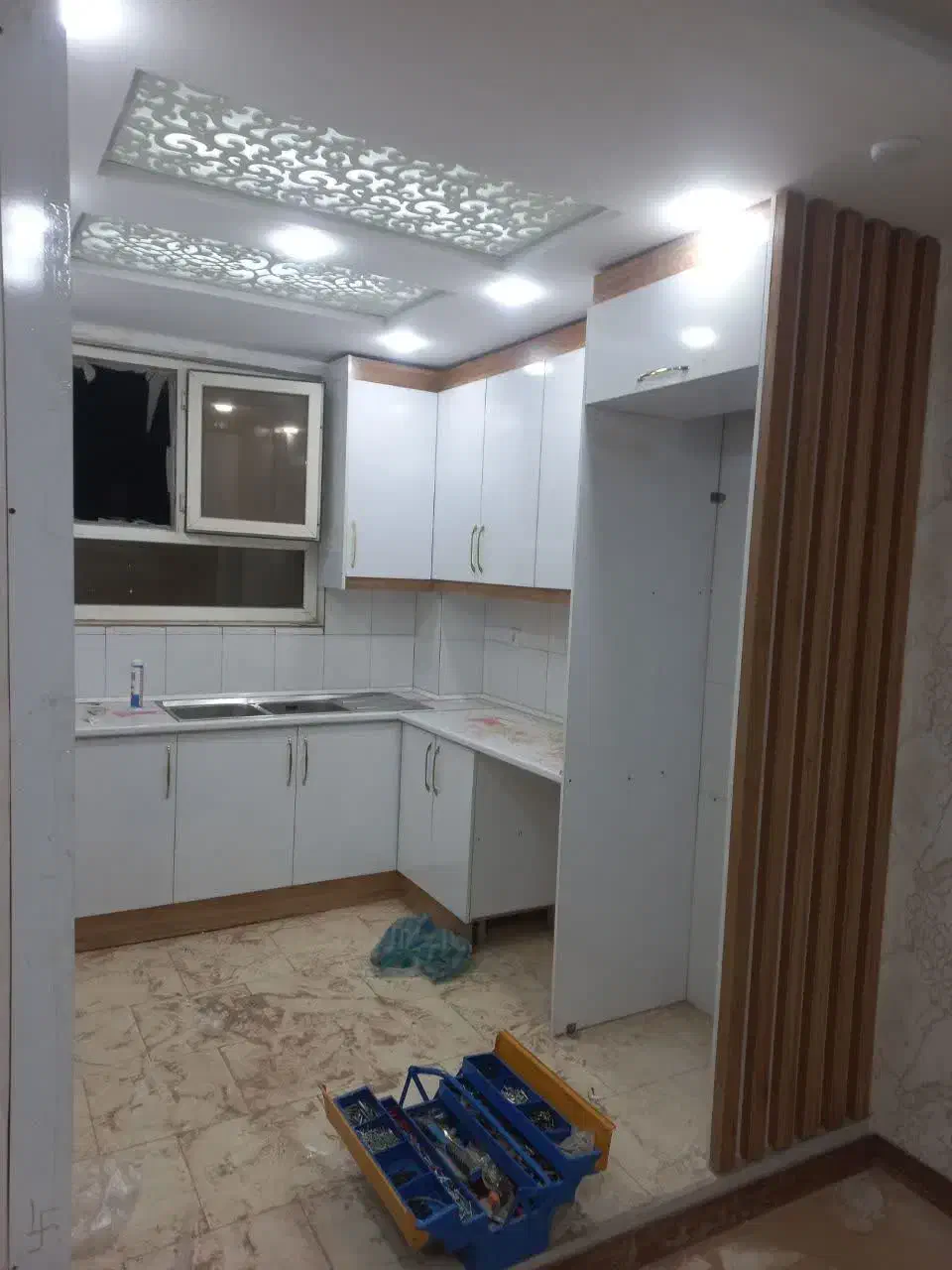 کابینت هایگلاس ارتفاع بلند امیرعلی|مصالح و تجهیزات ساختمان|سمنان, |دیوار