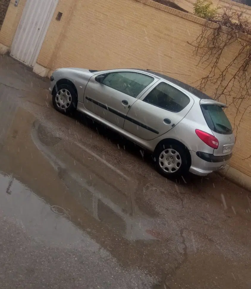 پژو ۲۰۶|خودرو سواری و وانت|اردکان, |دیوار